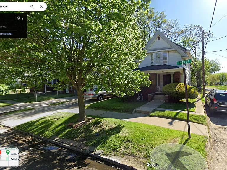 926 Forest Ave #2 — Photo 2