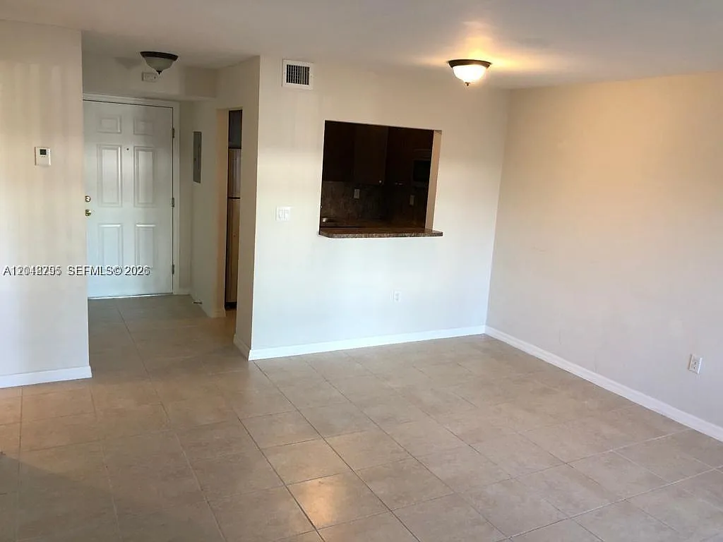 Villagio At Palmetto Bay — Photo 3