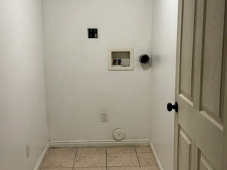 1605 W Frankie Cir #BASEMENT — Photo 21