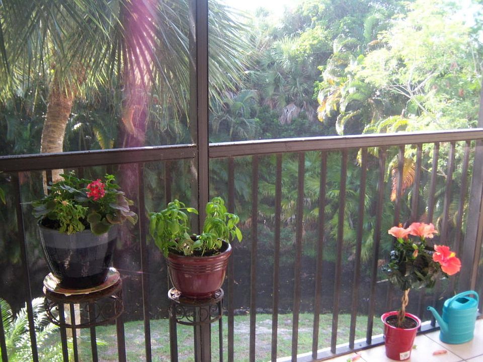 2nd image of 1605 S Us Highway 1 APT E305