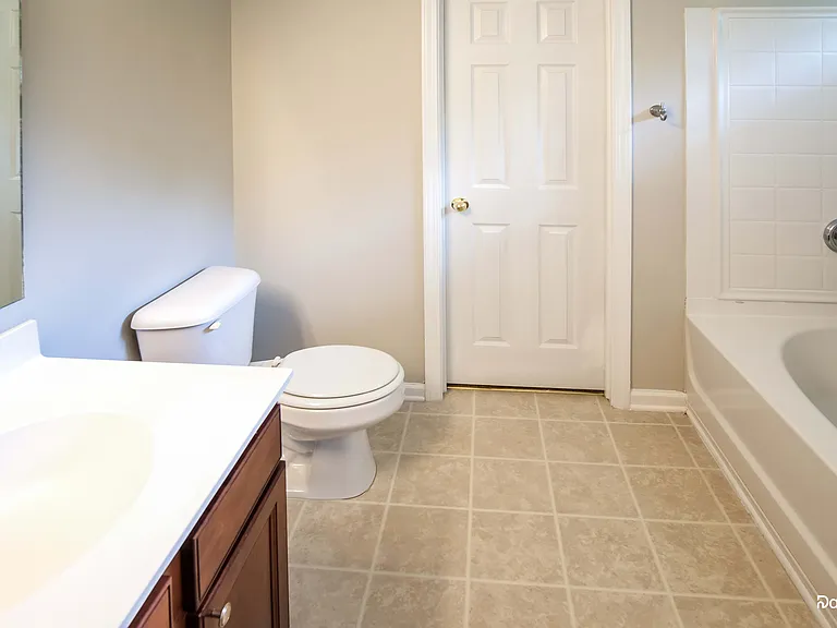 300 Slow Mill Dr — Photo 11