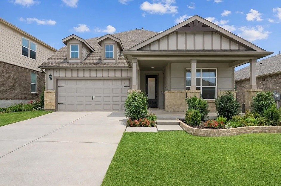 1st image of 2429 Rooster Ln