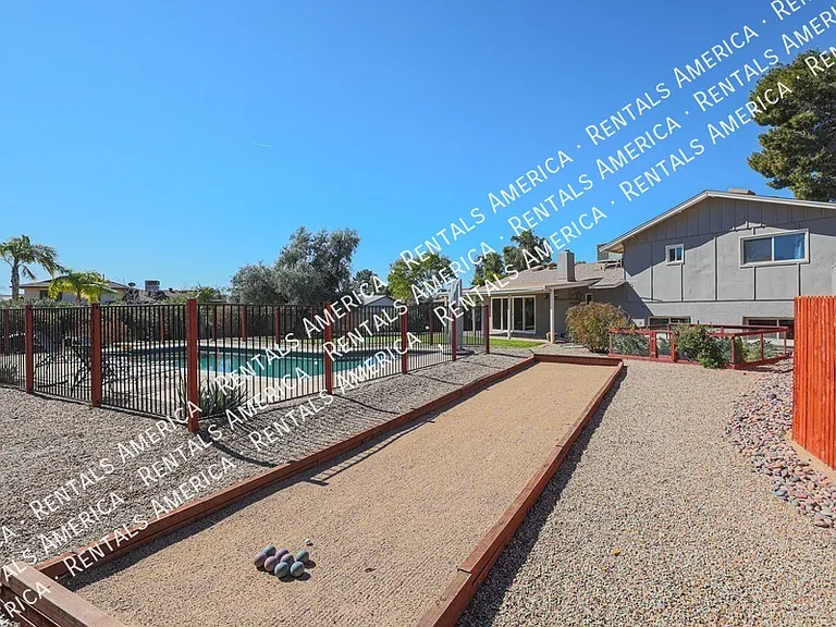 8613 E Clarendon Ave — Photo 36
