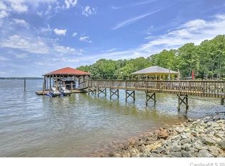 16132 N Point Rd, Huntersville, NC 28078