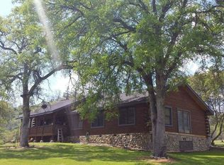 32564 Pennyroyal Ln, Prather, CA 93651