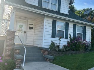 204 Grayson Ave, Richlands, VA 24641