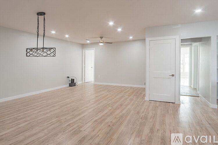 2634 Grafton Ave, Dallas, TX 75211 Zillow