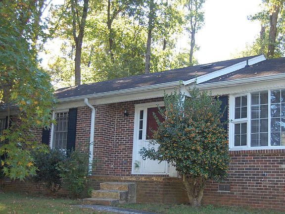 2nd image of 3307 Shallowford Dr