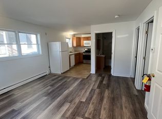 34 Upper Main St #9, Morrisville, VT 05661