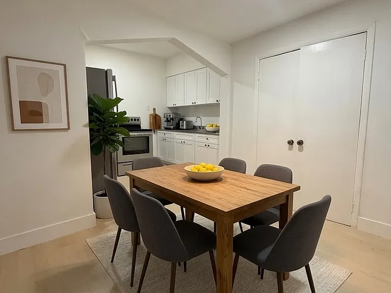 119 NE 56th St #3 — Photo 2