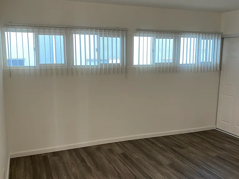 1014 W. Huntington Dr. — Photo 31