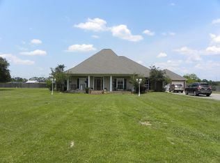 306 Woodrich Ln, Lafayette, LA 70507