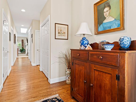 4th image of 1108 Atland Dr
