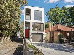 39 Kenworthy Ave, Toronto, ON M1L 3B1