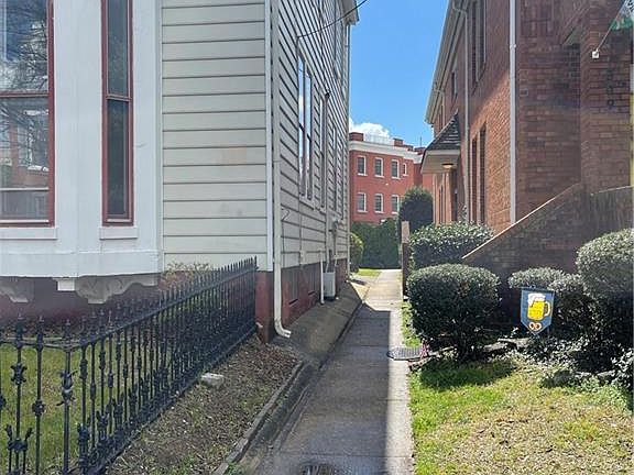 4th image of 303 W Freemason St APT 1
