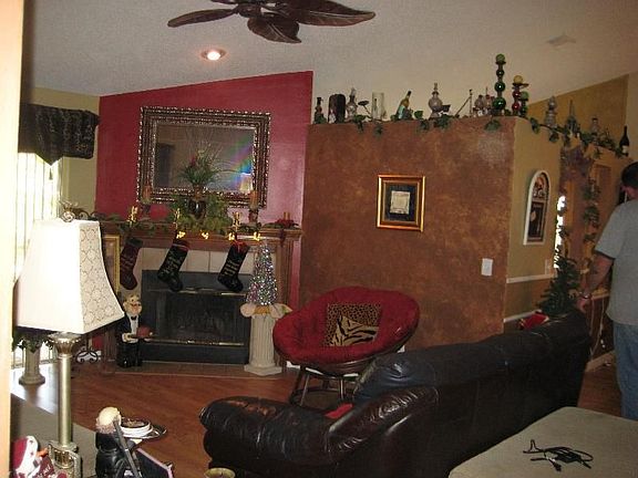 3rd image of 660 Weybridge Ct