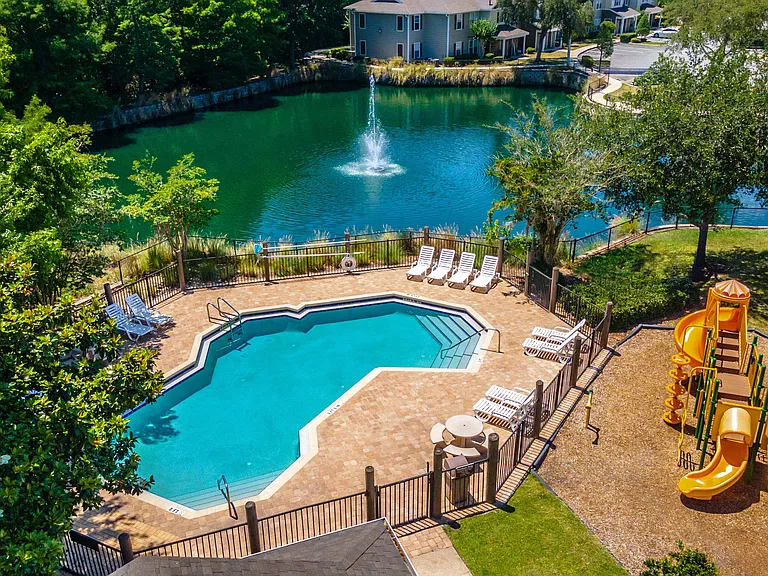 Resort-Style Pool