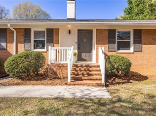 6112 Lea Ray Dr, Greensboro, NC 27410