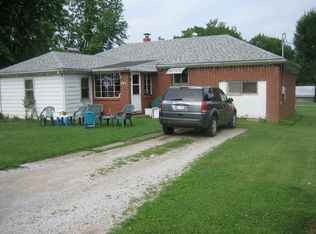 202 Hurst Ave, Cloverdale, IN