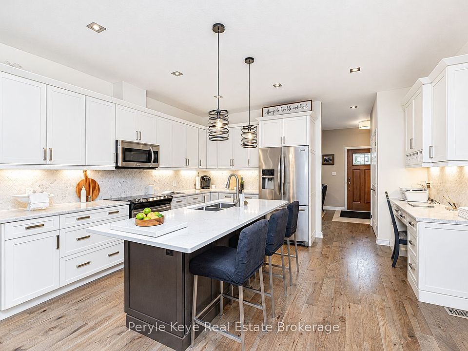 1st image of 6 Serenity Place Cres