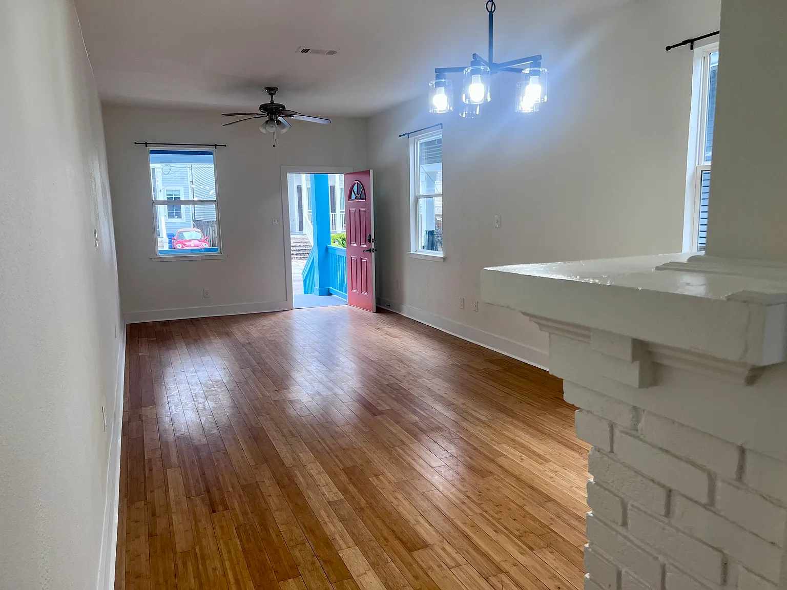 2 bed, 1000 sqft, $1,800 — Photo 3