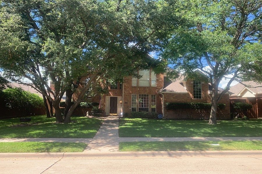 1st image of 4525 Old Pond Dr