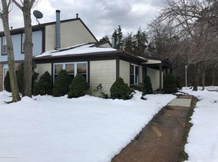 326 Greenwood Loop Rd, Brick, NJ 08724