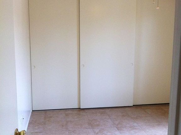 Bedroom - Large full wall closet