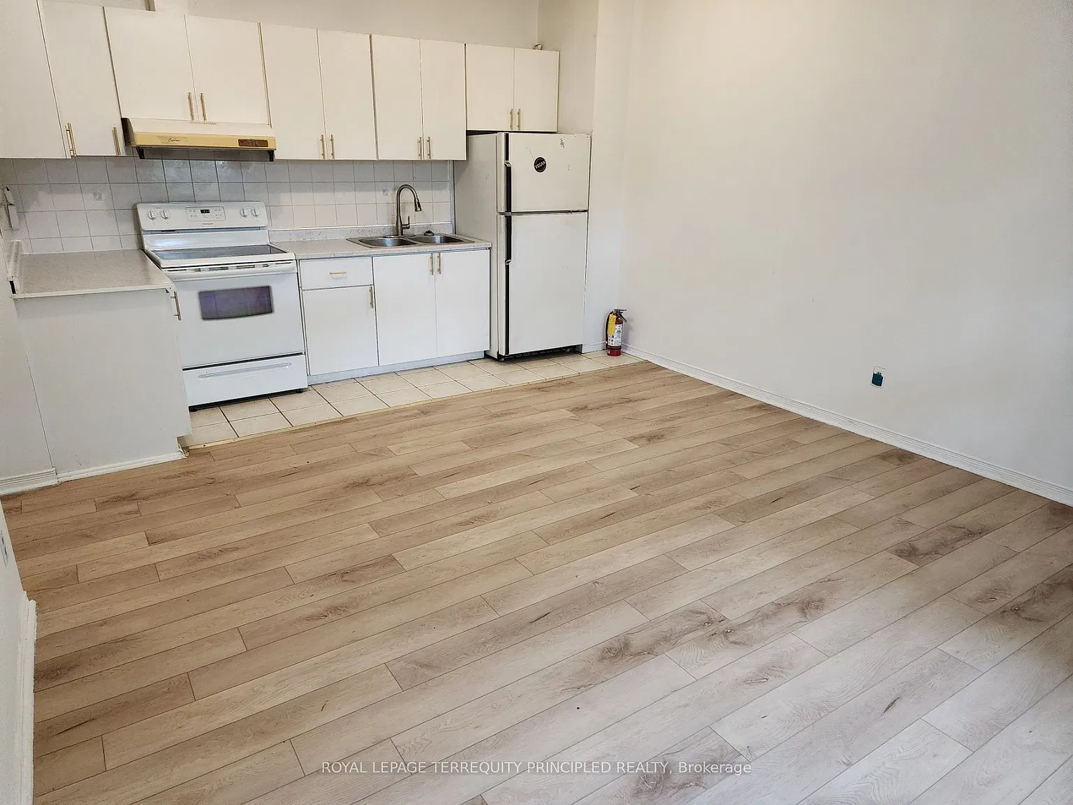 2 bed, $2,500 — Photo 2