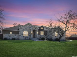 105 Bobby Lynn, Adkins, TX 78101