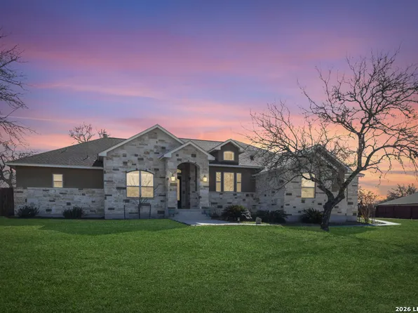 105 Bobby Lynn, Adkins, TX 78101