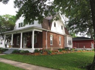 304 10th St, Boone, IA 50036