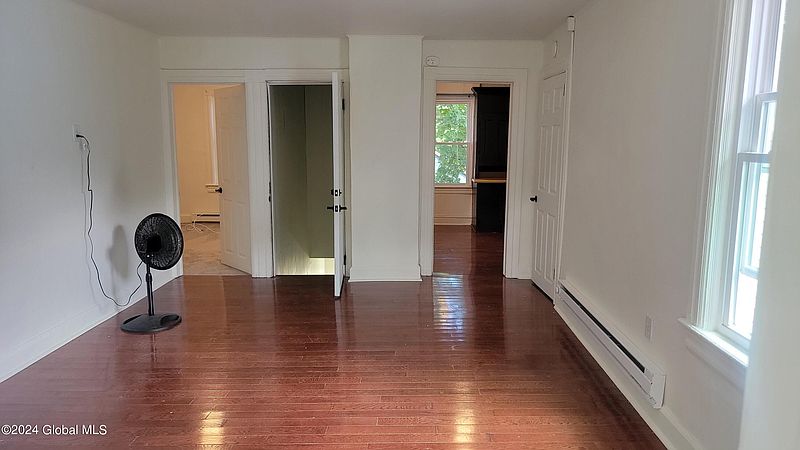 2nd image of 23 Kenworthy Avenue