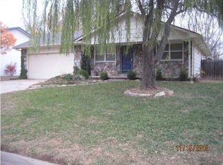 1520 N Rockwood Blvd, Mulvane, KS 67110