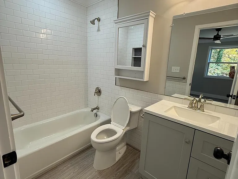 453 Walnut Dr — Photo 4