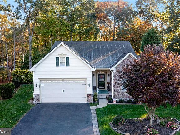 2nd image of 32723 Spring Water Dr