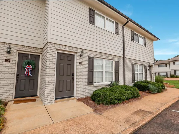 1802 Jackson Ave W APT 101, Oxford, MS 38655
