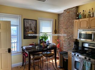 695 E 7th St #III, Boston, MA 02127