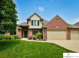 1925 S 182nd Cir, Omaha, NE 68130