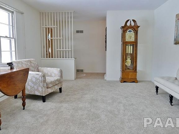 5th image of 6325 N Robinwood Dr