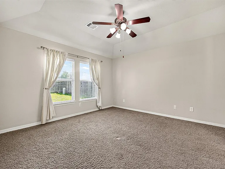 26810 Henson Falls Dr — Photo 16