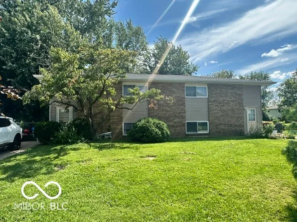 4645 W Sunset Ave, Bloomington, IN 47403