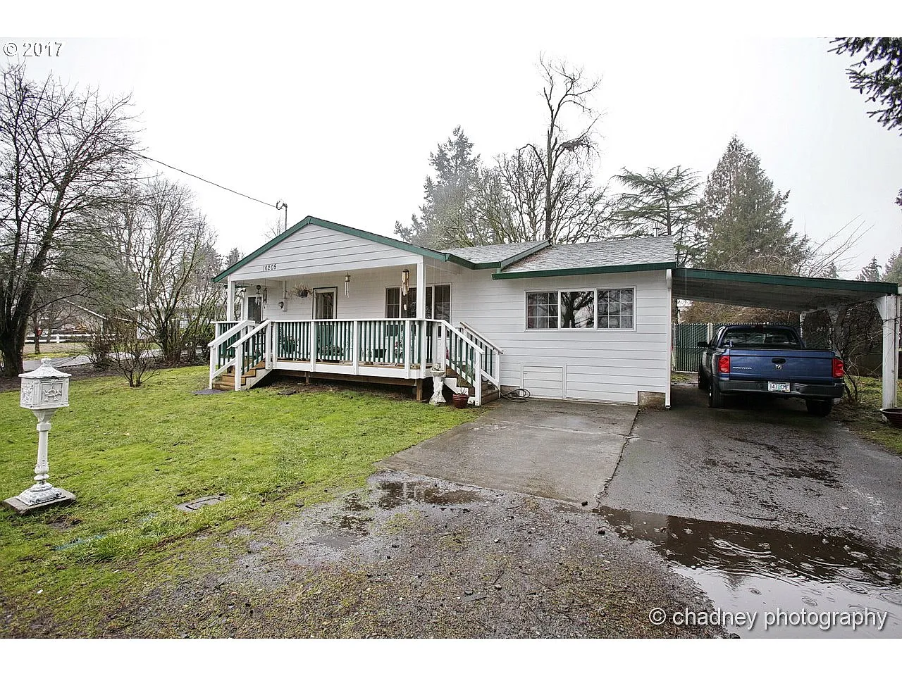 16205 SE McKinley Ave photo 1