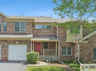 20 Wilkinson Way, Princeton, NJ 08540