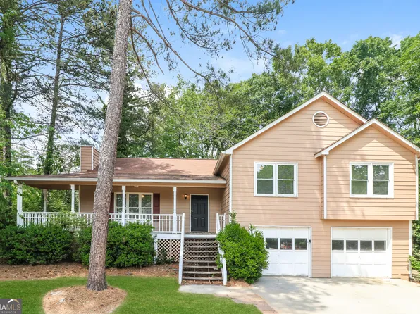 21 Willow Bend Dr, Hiram, GA 30141