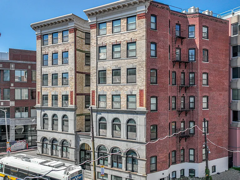 115 Mt Auburn St. — Photo 29