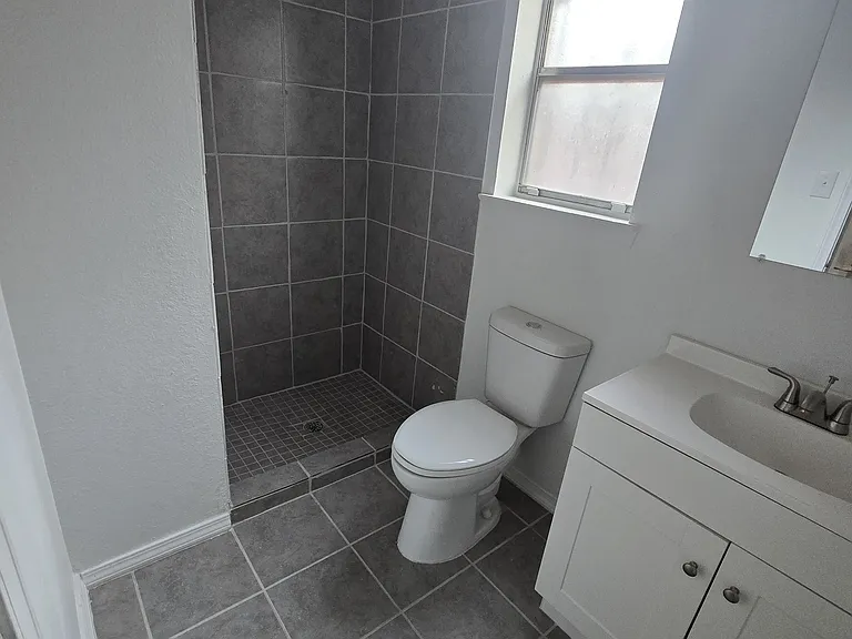 11833 Haddad Ct — Photo 6