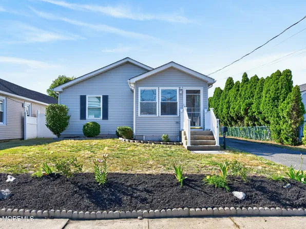 718 18th Avenue, Lake Como, NJ 07719