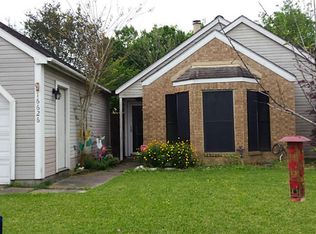 16626 Saturn Ln, Houston, TX 77062