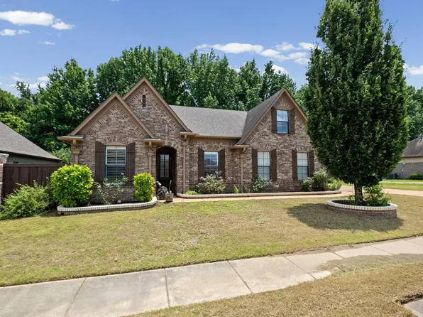 5388 Meadowbriar Trl, Memphis, TN 38125